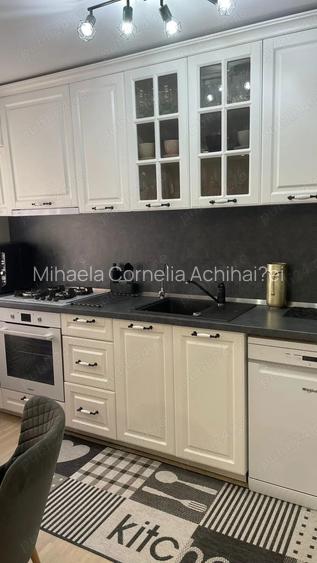 Vand apartament 4 camere, open space, Botosani.