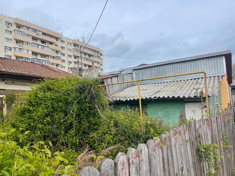 Mega Mall, sect.polite 9, proprietar, piata, scoli, parc, metrou C.Georgian - 5