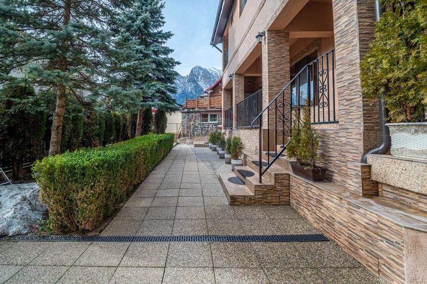 Apartament Busteni – Etaj Integral Vilă – 4 Camere - 12