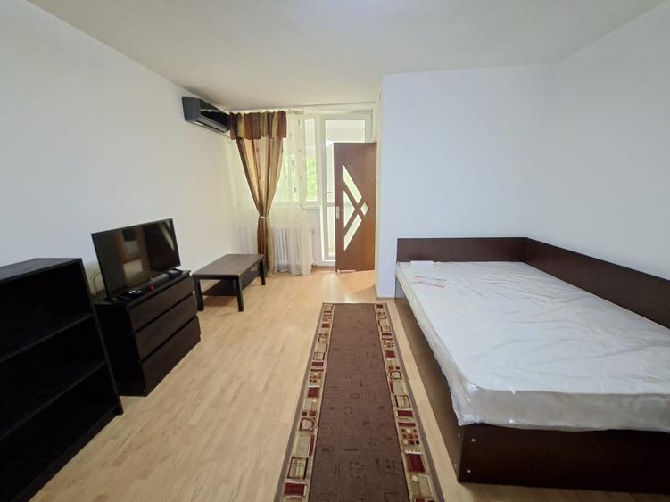 Obor, Colentina, Teiul Doamnei vav Sectia 7 Politie - 2