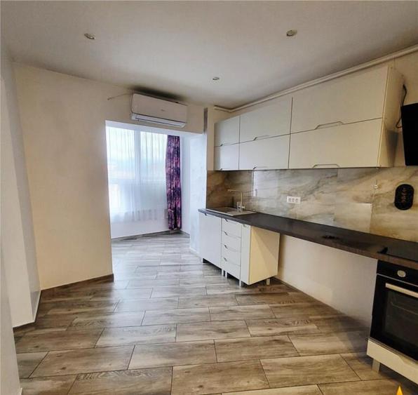 Apartament 3 camere,decomandat,renovat, suprafata generoasa, - 3