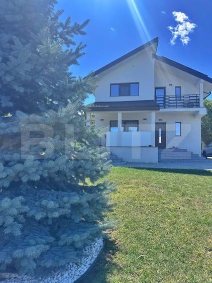 Vila de lux cu 5 camere in Galata, zona linistita - 1