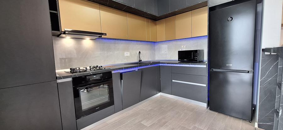 Agentia Sedako - ap.2 cam+parcare, str.Armoniei, bloc IRIS - 1