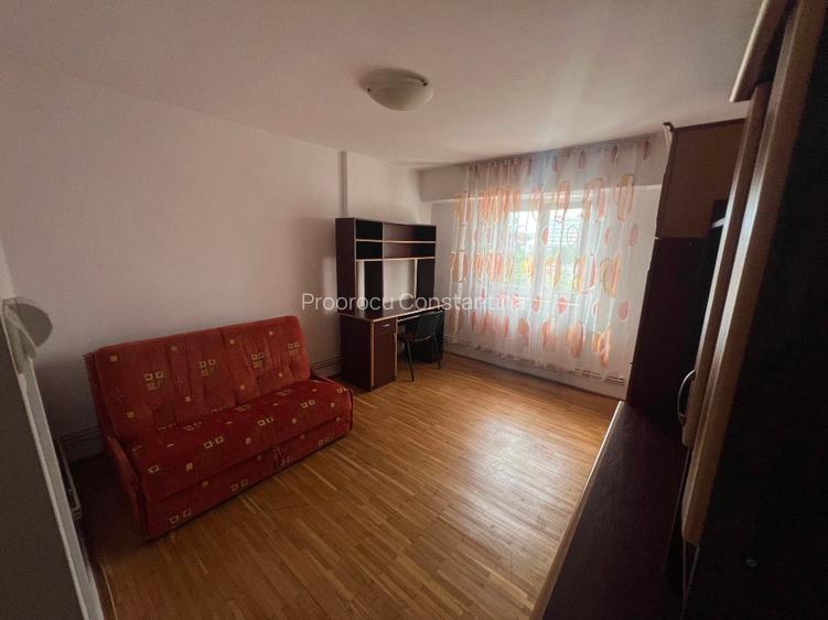 Garsoniera de inchiriat centru Pitesti
