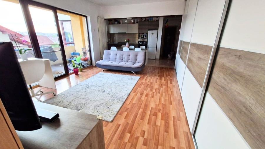 Apartament de vânzare, 3 camere, bloc cu piscină – Pitești - 3