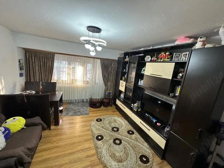 Proprietar vand apartament 2 camere decomandat - 3