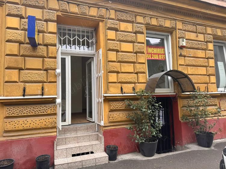 Spa?iu comercial ultracentral birouri servicii Oradea - 4