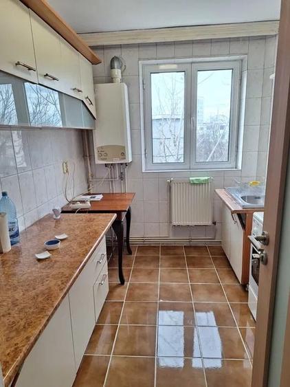 Apartament cu 2 camere, zona Podu Ros - 6