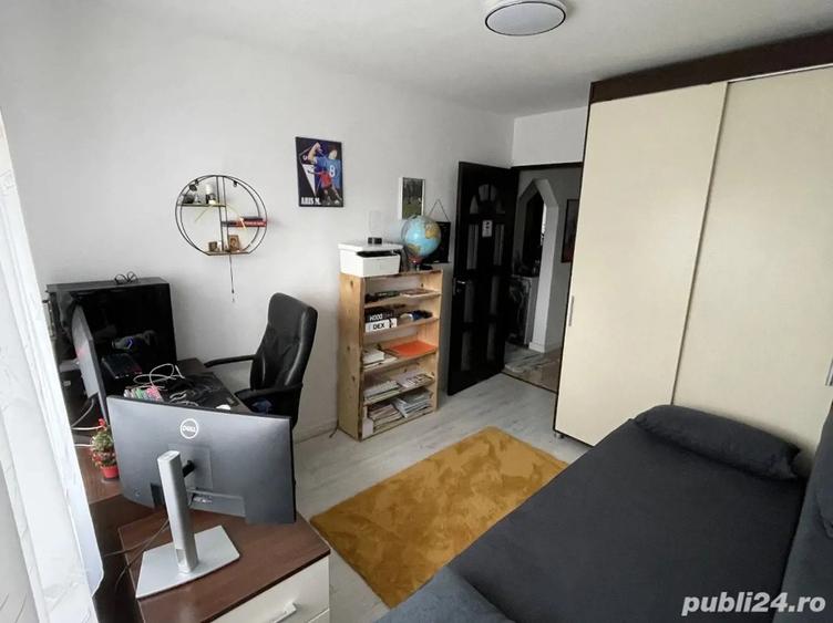 Vand apartament cu 3 camere Dej - 1