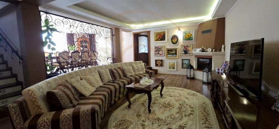 Casaa moderna 4 camere , COMISION 0% - 3