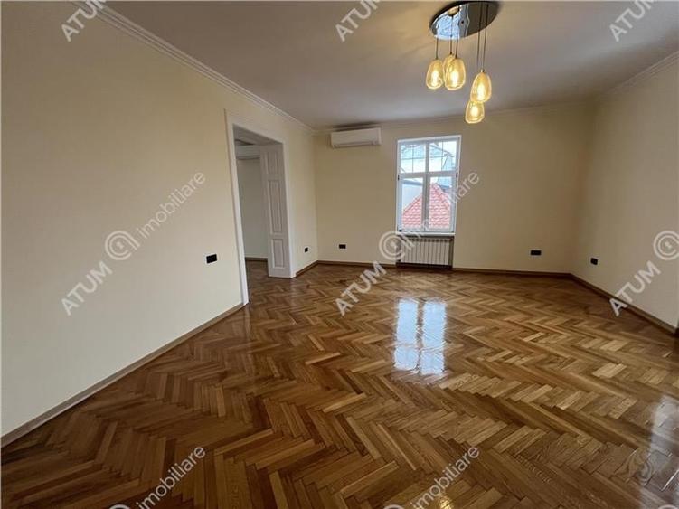 Spatiu de birouri complet renovat cu 3 camere si 2 bai zona centrala - 1