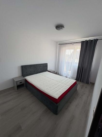 De vanzare apartament 2 camere decomandat - 8