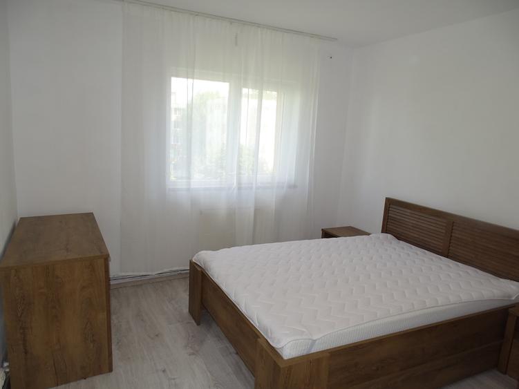 De vanzare ap 2 camere DECOMANDAT in Tractoru aproape de Coresi - 3