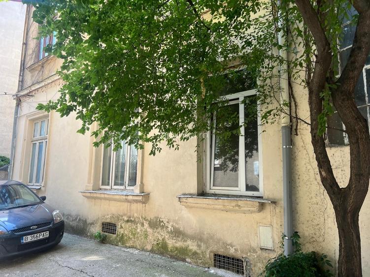 Carcul Carol, Str. Mitropolit Nifon Carcul Carol, Str. Mitropolit Nifon