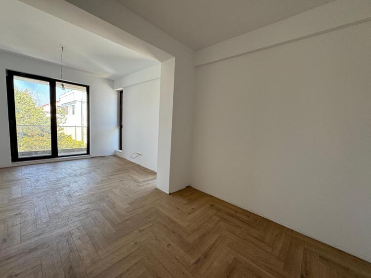 VILE DE LUX , 3 CASE CU CIRCUIT INCHIS, PANOURI FOTOVOLTAICE, POMPA DE CALDURA - 9