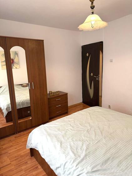 Inchiriez apartament 3 camere, zona Traian, str. Matei Basarab - 5
