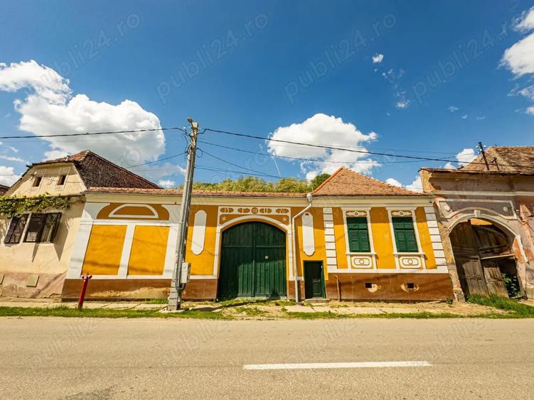 Casa saseasca autentica de inchiriat Richis - 1