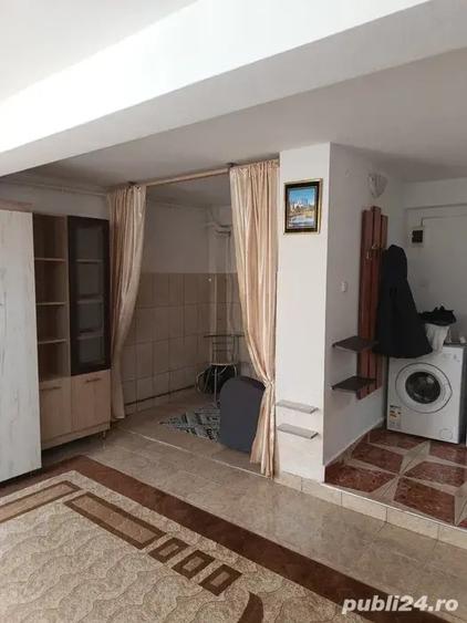Persoana Fizica: Vand Apartament 1 Camera (27mp) cu Intrare Separata Cartier Mara?ti - 1