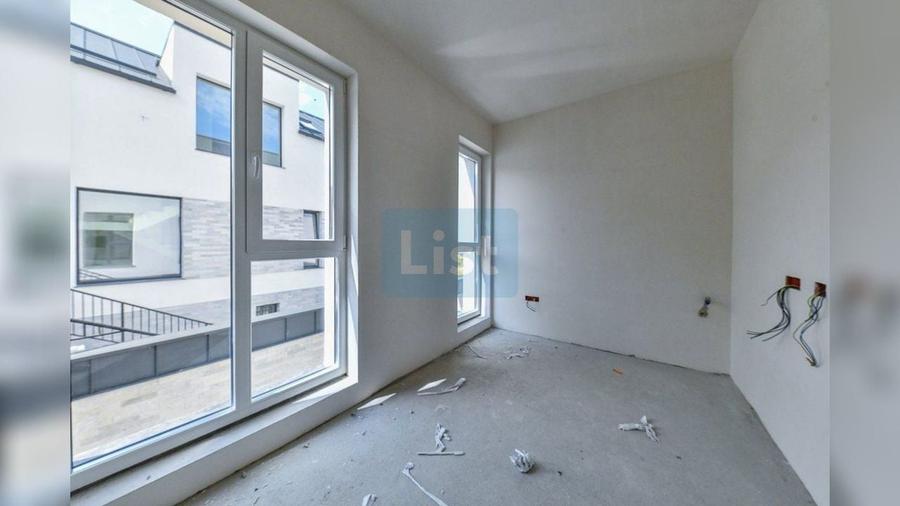 COMISION 0! Casa individuala 220 mp, Teren 400 mp, Zona Aroma - 13