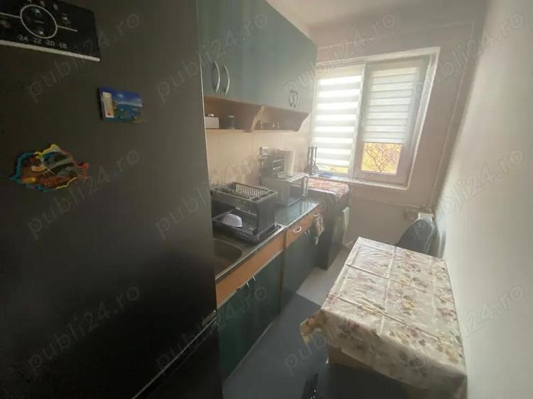 Proprietar inchiriez ap.cu 2 cam. - 2