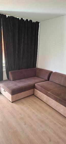 Apartament cu 3 camere decomandat în Casa de Cultură