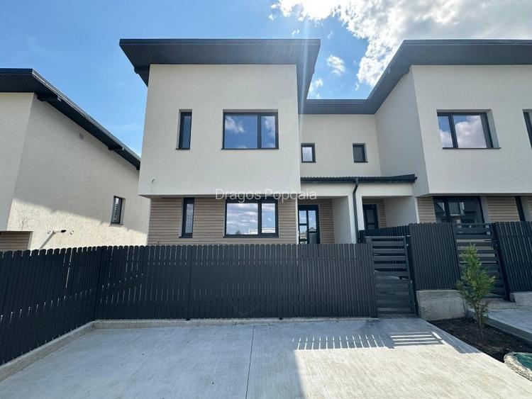 Casa tip duplex, 4 Camere - Valea Lupului / Rediu