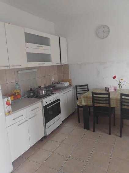 5217  Casa parter +etaj  KM 5 - 8