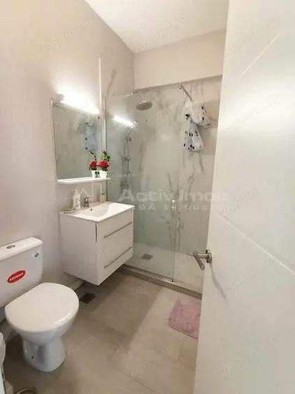 STUDIO MAMAIA NORD, HANUL CU PESTE - 2