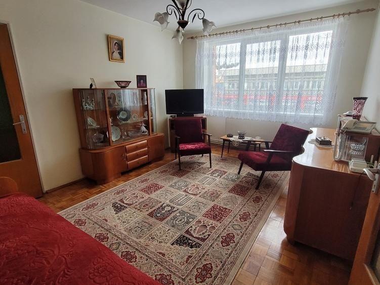 Apartament la etajul 1 cu 2 camere si balcon zona Cedonia - 3