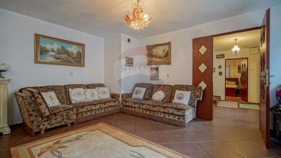 Comision 0 %! Casa de vanzare in Sacele, zona Cernatu! - 8