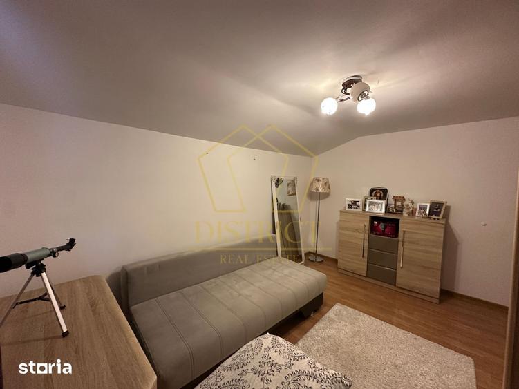 Casă cu 4 camere cu Teren 330 Mp în Sud