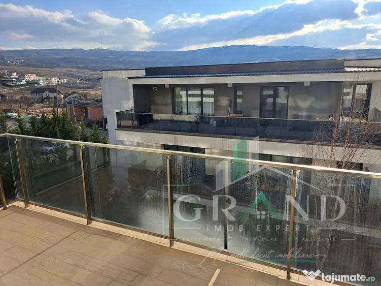 Apartament cu 2 camere semidecomandat în Borhanci