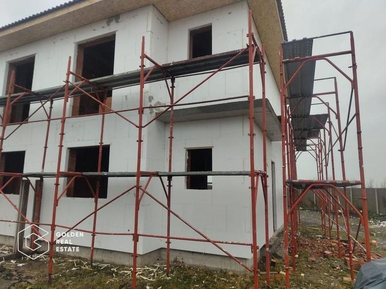 Jumatate de duplex in Sanandrei, Confort și Spatiu, Ideal pentru Familie - 16