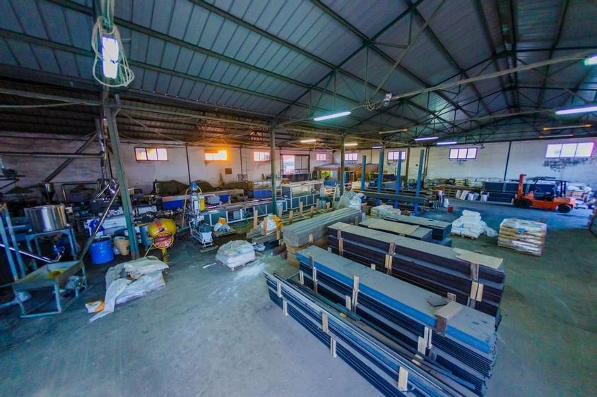 DE VANZARE spațiu industrial de mari dimensiuni - 15