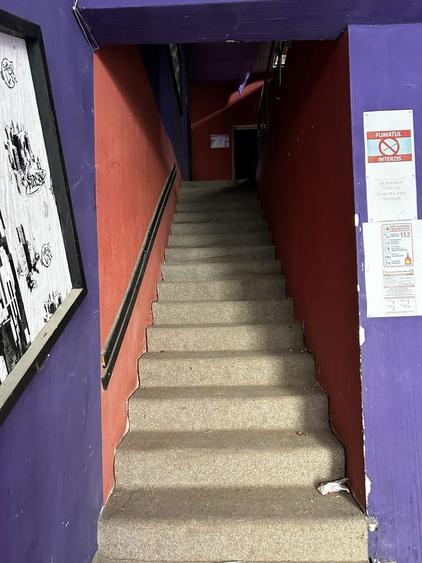 Vand spatiu Comercial Gugesti - 1