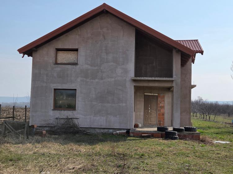 Casa P+1 zona PECO Bejan - drumul Ruginestiului - - 2