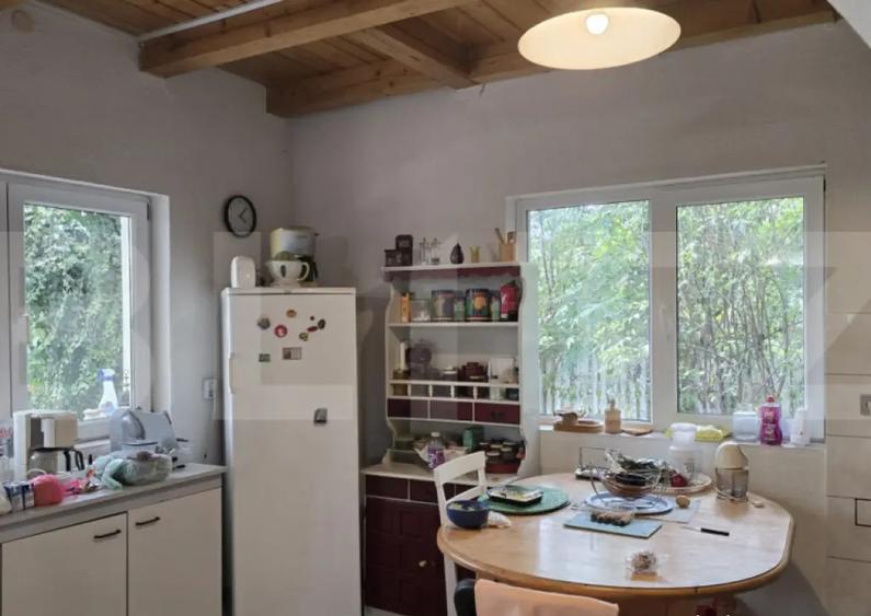 Casa 5 camere , 300 mp; Teren - 2000 mp . Viile Satu Mare - 7