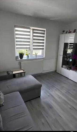 Proprietar vand apartament 2 camere - 1