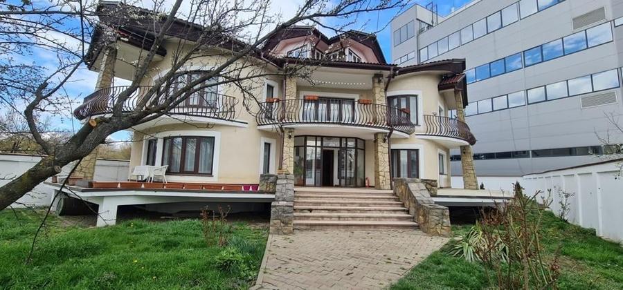 Vila de vanzare in Onesti - 1