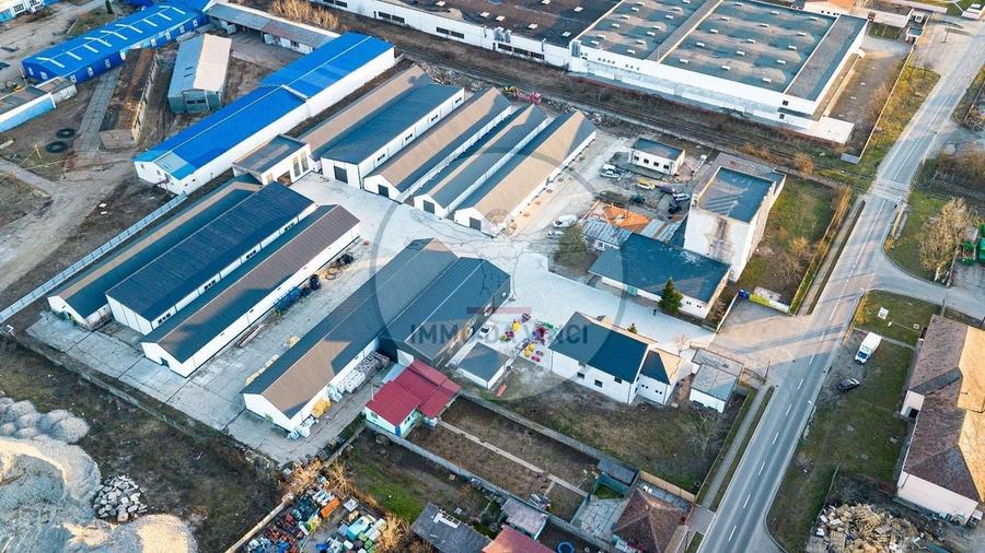 Vindem 10 hale str. Depozitelor 56 cu supr. de la 550 mp - 3