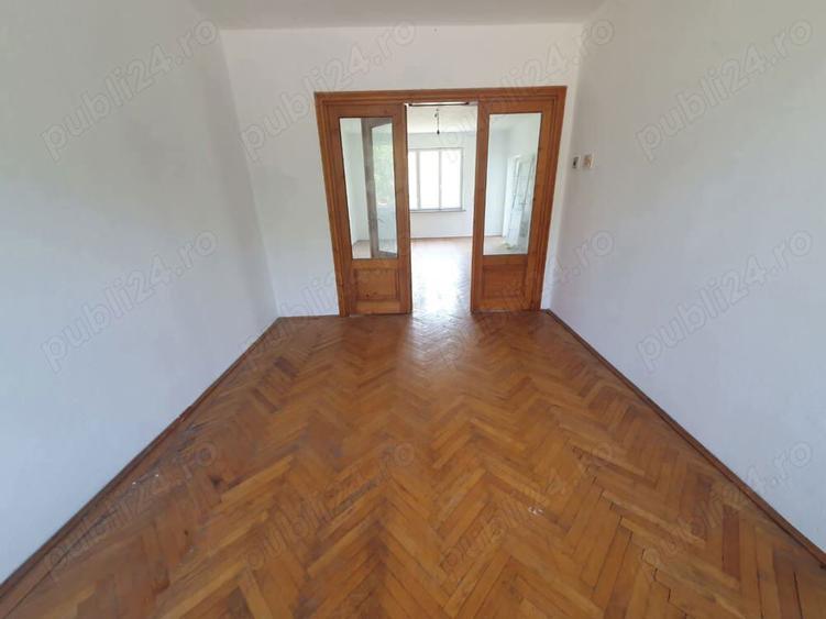 casa de vanzare plus teren 1300mp - 4