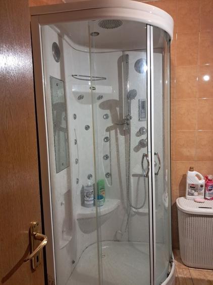 Ofer spre inchiriere unei fete o camera intr-un apartament semidecomandat situat pe Bulevardul Dimitrie Cantemir la 5 min de Piata Unirii. - 3