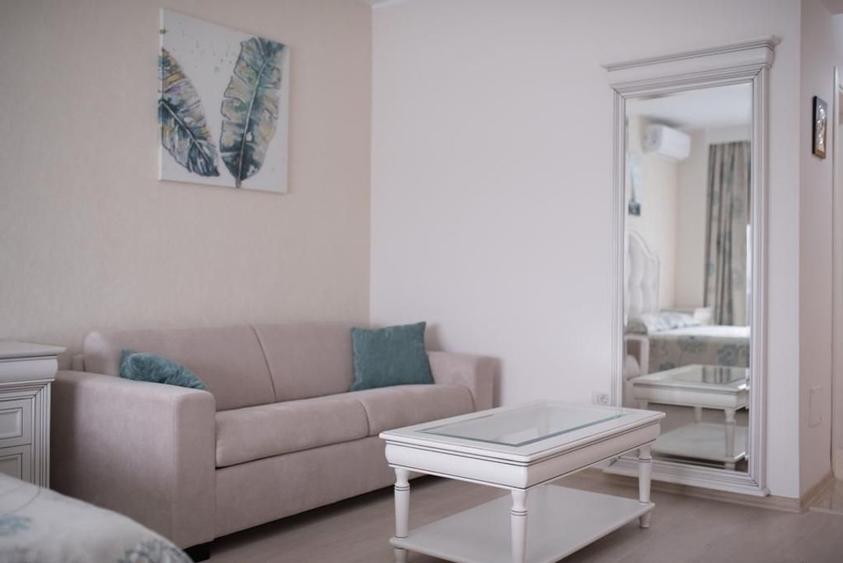 APARTAMENT 3 CAMERE MAMAIA CU VEDERE LA LAC - 13