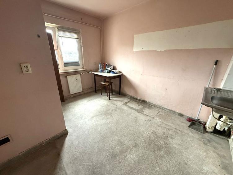 Apartament 3 camere decomandat Rovine-Damarin - 3