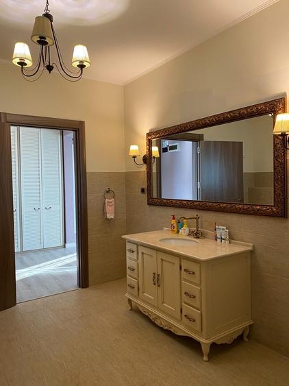 Apartament cu priveliste spectaculoasa catre lac, complet mobilat si utilat!!! - 10