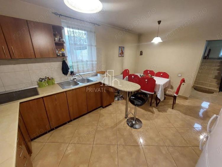 Casa De Vanzare, 1.700 Mp Teren, Strada Marului, Unirii - 3