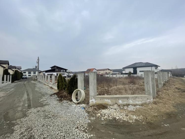 Vand Teren, Selimbar, 1055 mp, Urbansim pentru Case Insiruite ! - 2