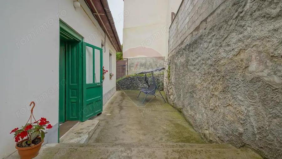 Casa / Vila cu 5 camere de vanzare in zona Schei, Cotun 9 - 4