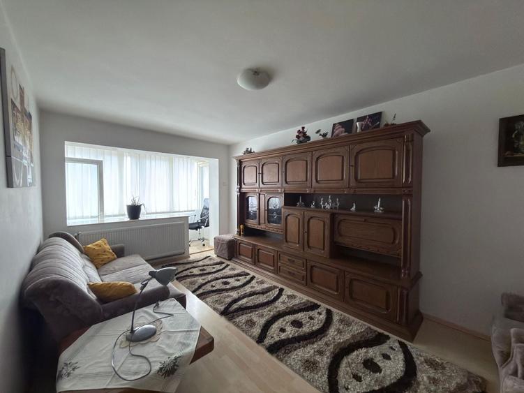 Apartament 2 Camere - 370 euro - Zona Sagului - 1