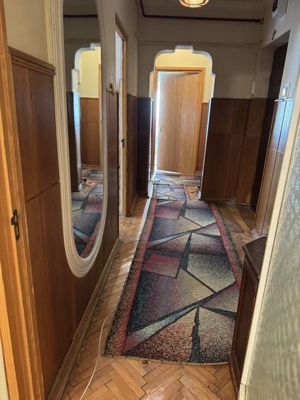 Apartament cu 3 camere decomandat în Lenin Sud